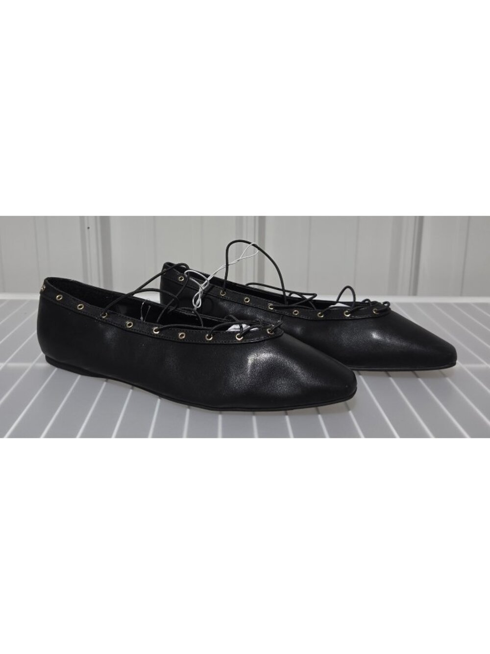 Wild Fable Jay Black Faux Leather D Toe Stretch Laces Slip on Flat -- Women's 10